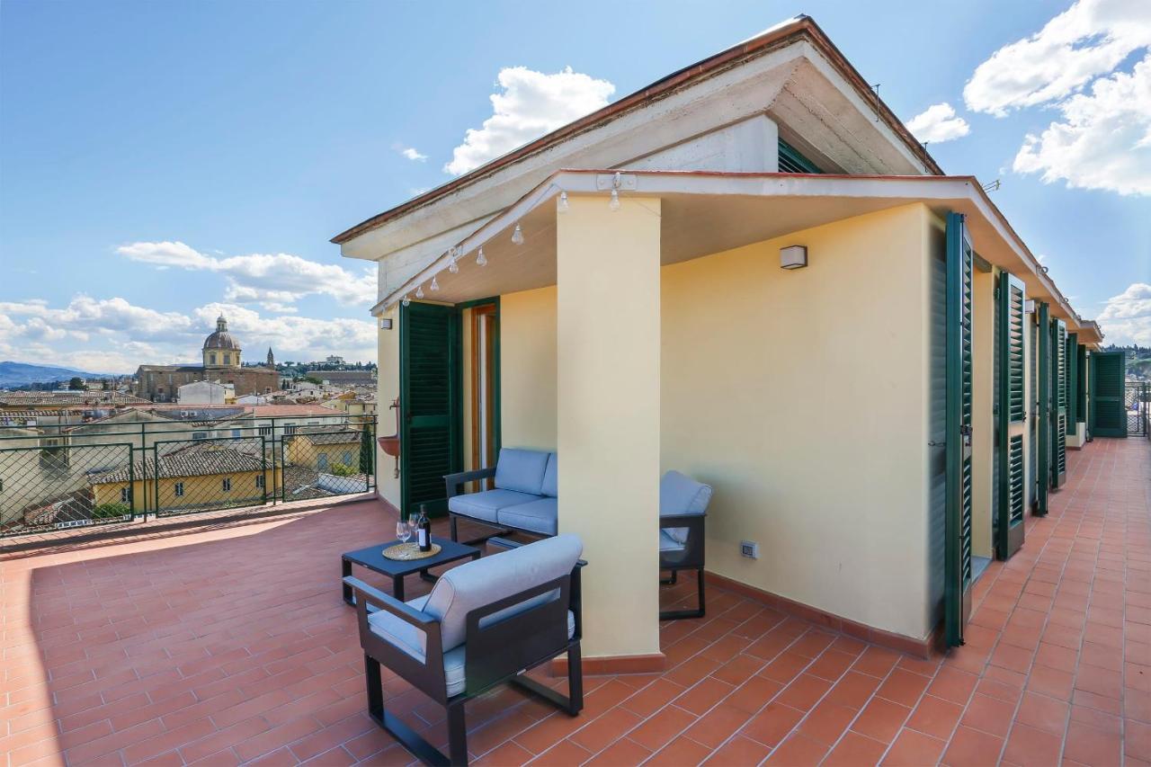 Penthouse With Big Terrace In Oltrarno Apartment Firenze Bagian luar foto