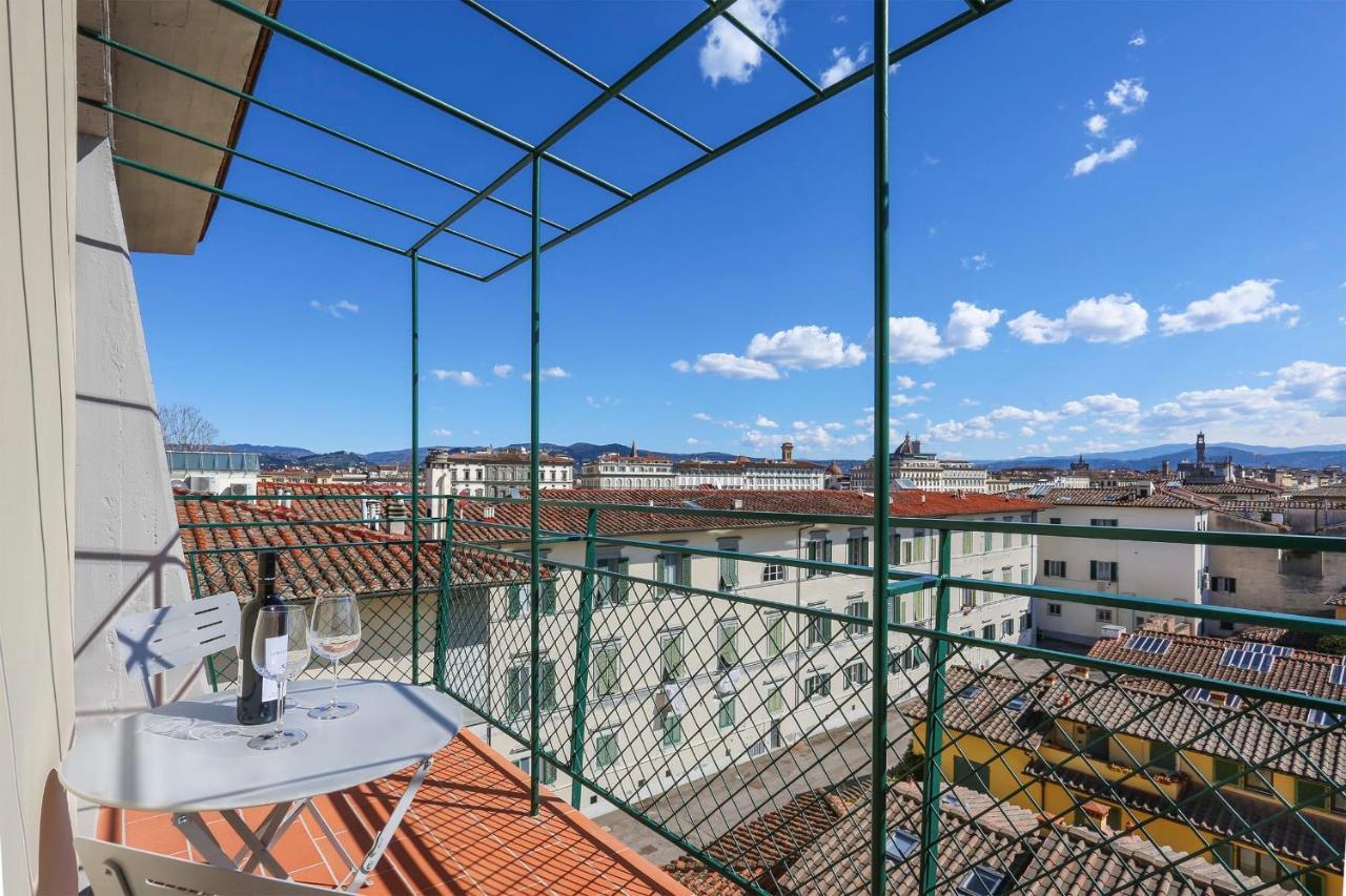 Penthouse With Big Terrace In Oltrarno Apartment Firenze Bagian luar foto
